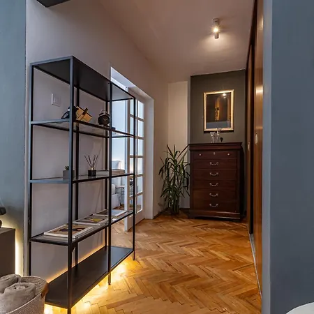 Апартамент Grand Suborna Retreat София