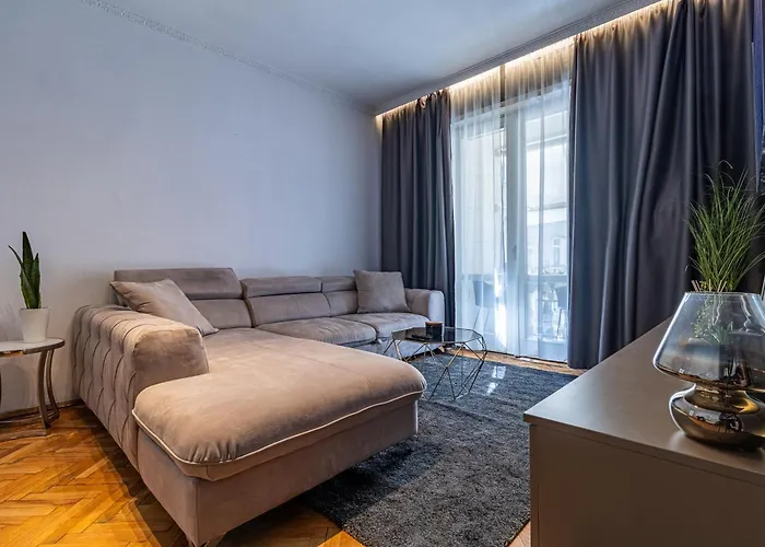 Lejlighed Grand Suborna Retreat *