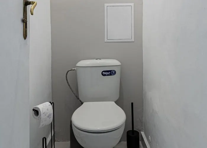 Lejlighed Grand Suborna Retreat *